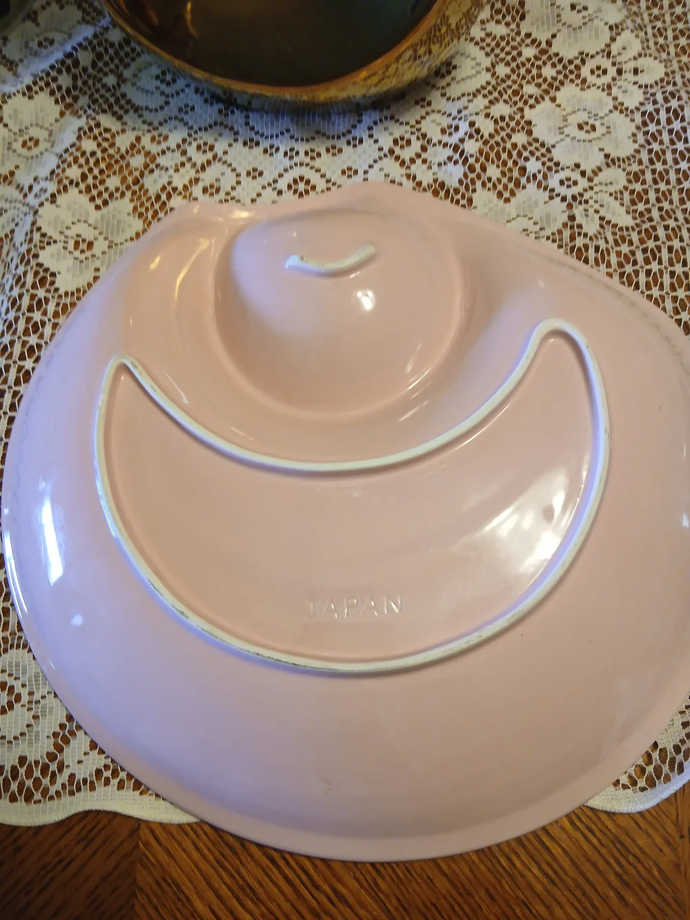 Pastel Pink Ceramic Clam Shell Serving Platter